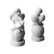 Aniołek siedzący na kuli - alabaster grecki 10 cm