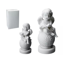 Aniołek siedzący na kuli - alabaster grecki 10 cm